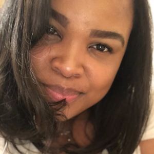 Meet your Posher, Alesia